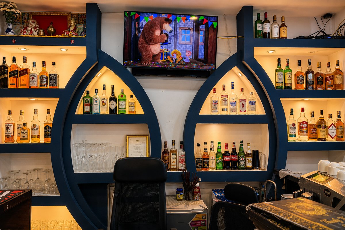 Sapphire Sky Bar